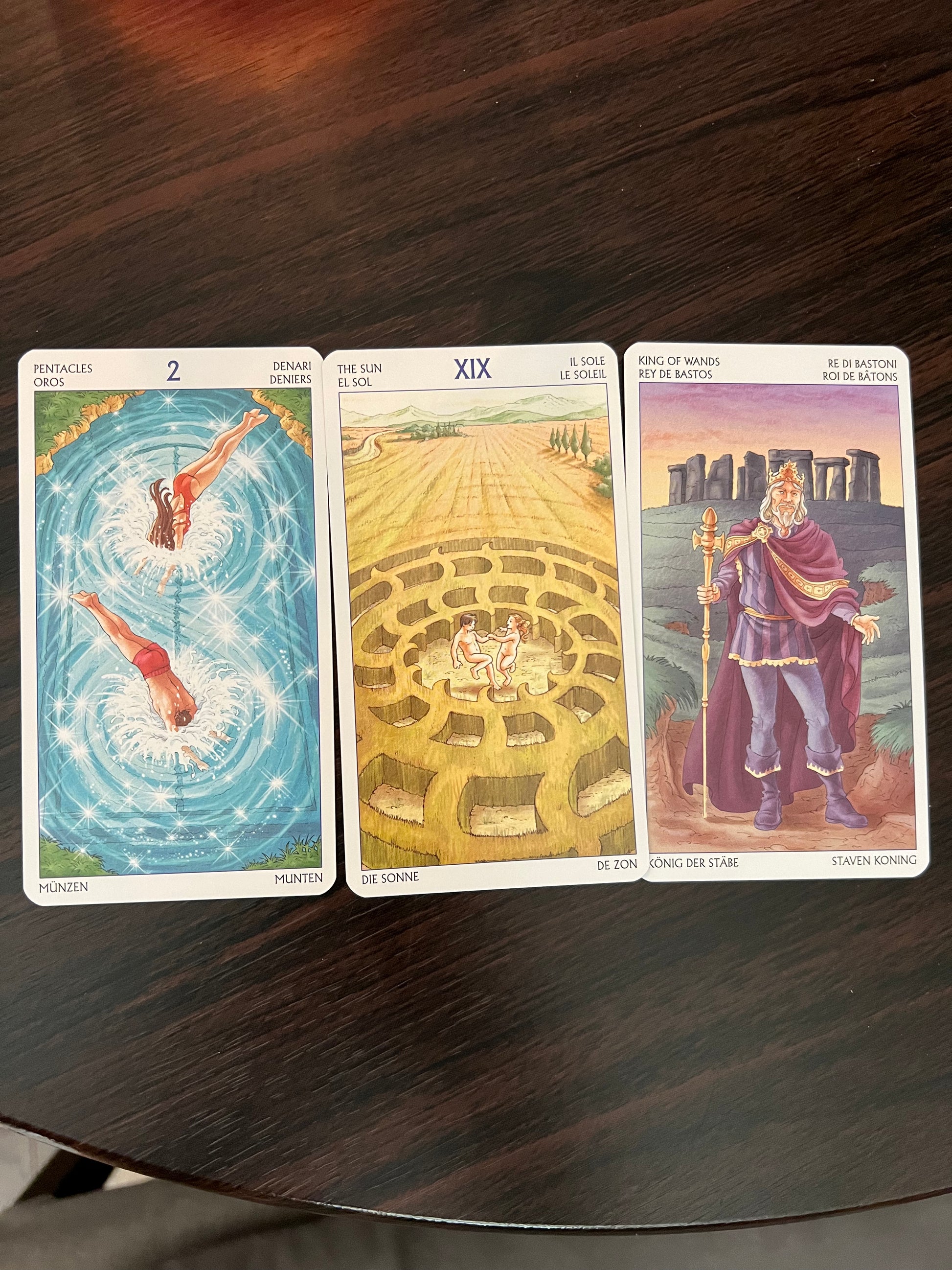 Discover One Question Tarot： Simple Answers for Clear Guidance