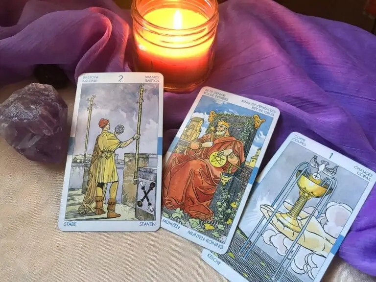 Unlock Your Future with a Free 3 Card Tarot Reading Today