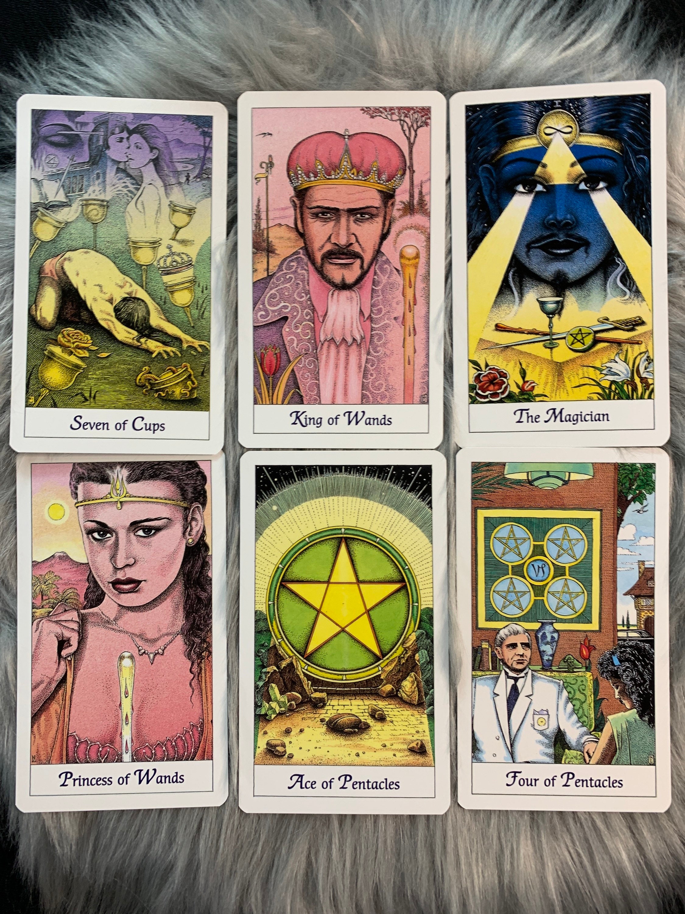 Cosmic Tarot Deck: Whats the Deal with It?  Your Easy Guide to Understanding This Tarot